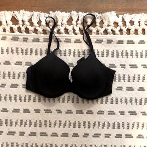 Victoria’s Secret T-Shirt Bra